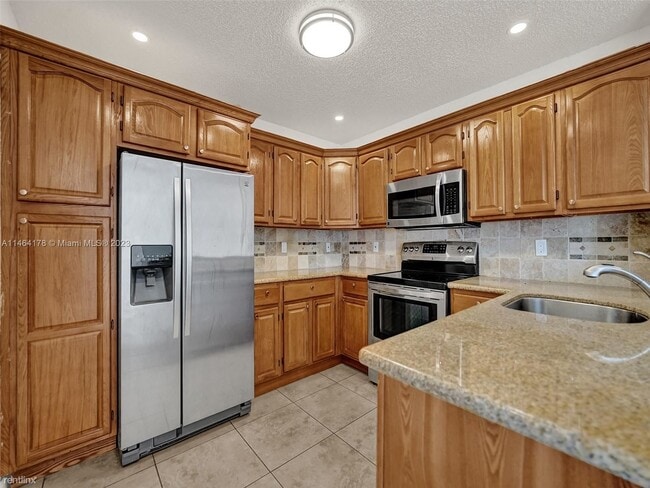 Building Photo - 3 br, 2 bath House - 11688 SW 17th Ct