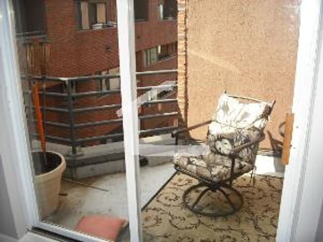 Foto del edificio - 2 bed/2.5 bath in Allston
