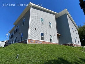 Building Photo - 422 E 11th Ave