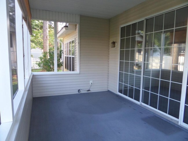 Building Photo - 408 Highland Ridge Drive