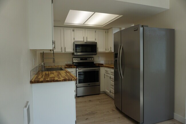 Foto del edificio - 7218 NE 16th Ave