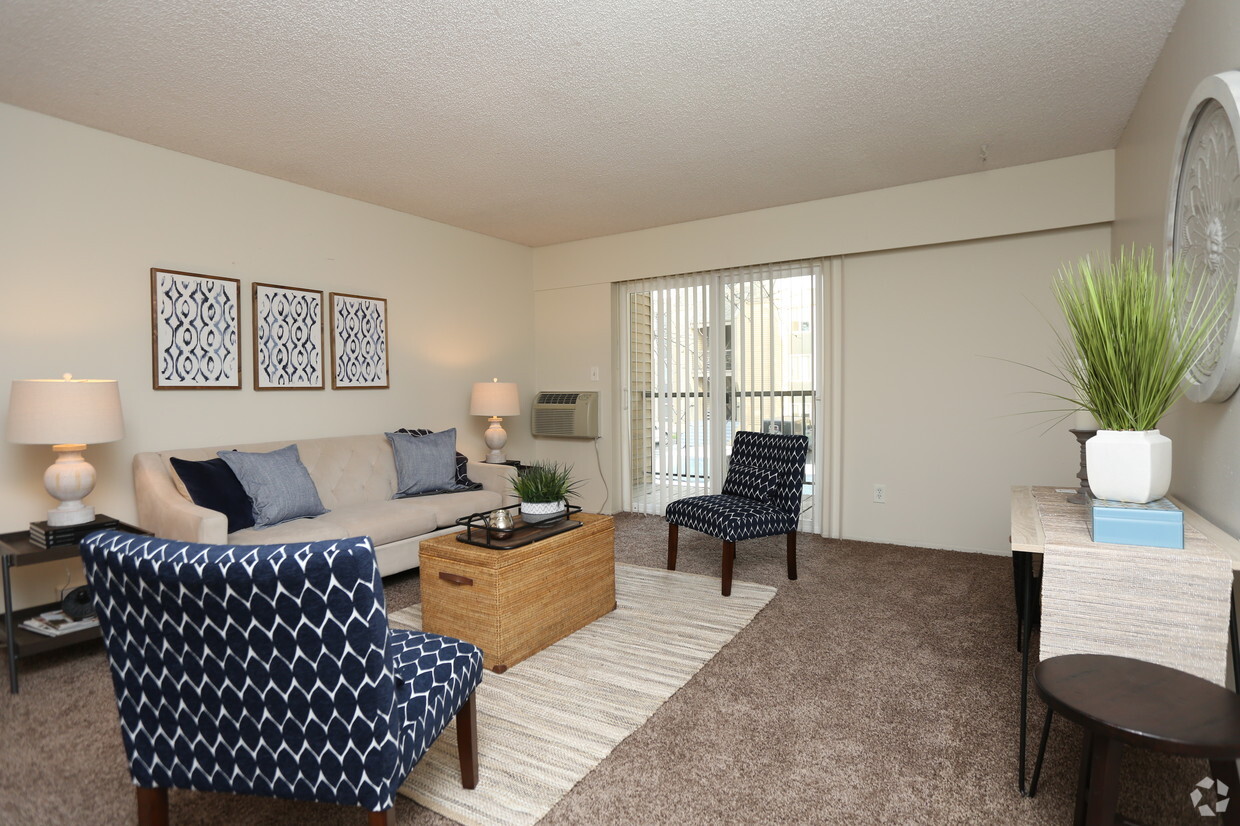 Foto principal - Beautiful 1/2/3 Bedroom Units Available wi...