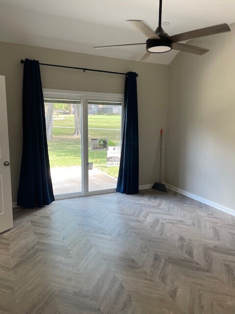 Foto del edificio - 3411 Country Club Blvd