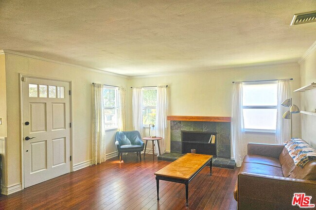 Foto del edificio - 436 N Cordova St