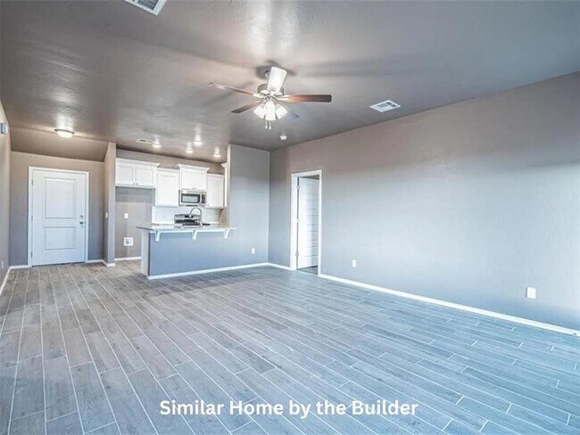 Building Photo - 1620 Highland Loop