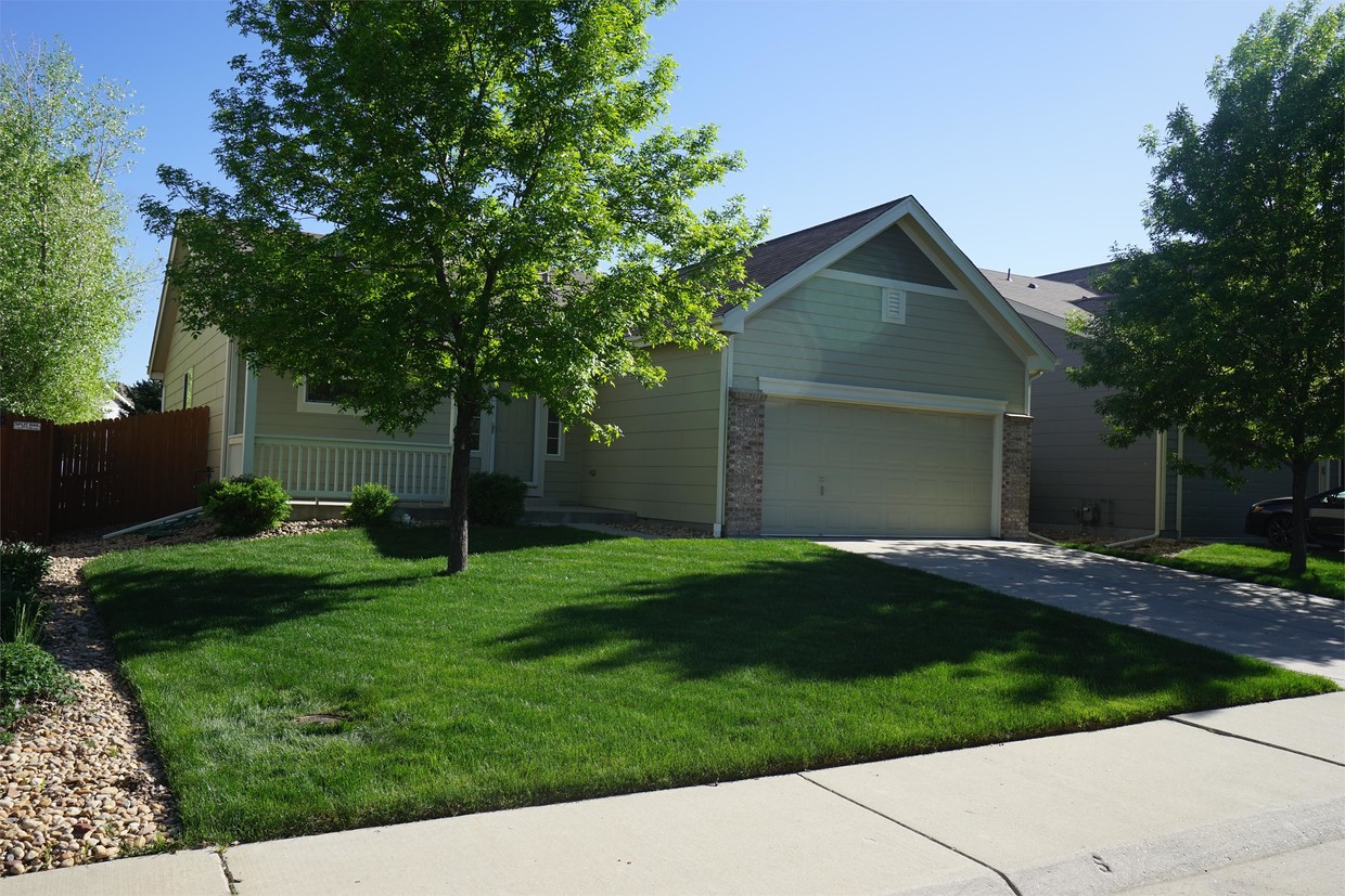 Photo - 7468 Skyline Way (Longmont, CO)