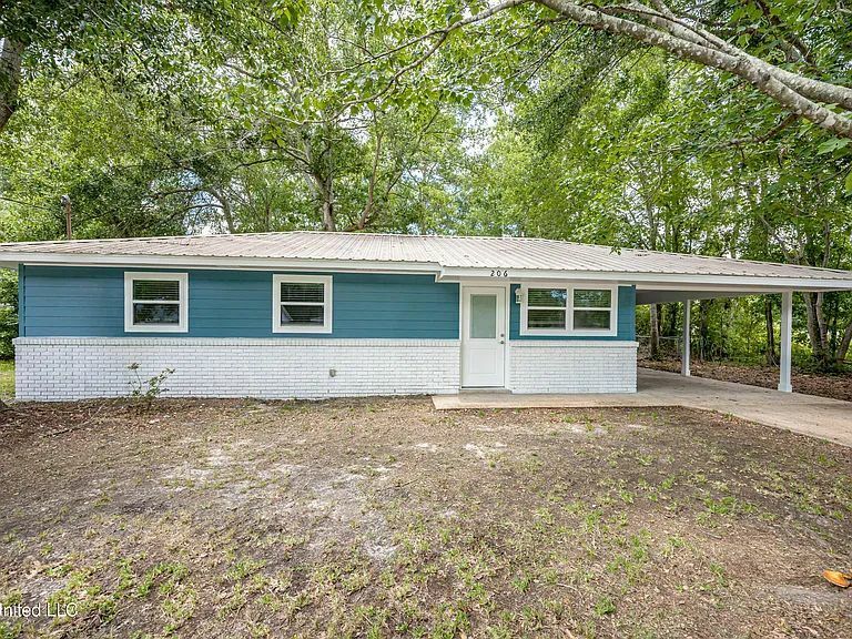 Foto principal - 206 Beverly Dr