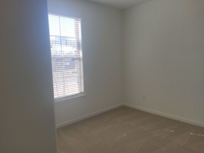 Foto del edificio - 360 Green Willow Dr