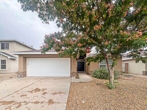 Building Photo - 4626 N Backstretch Rd