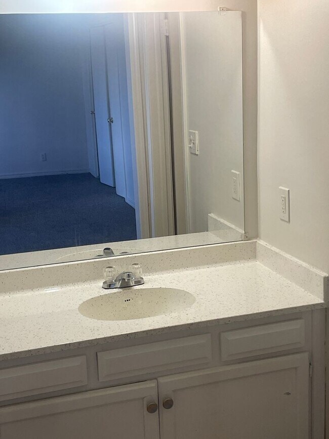 Foto del edificio - 5124 S Delaware Pl