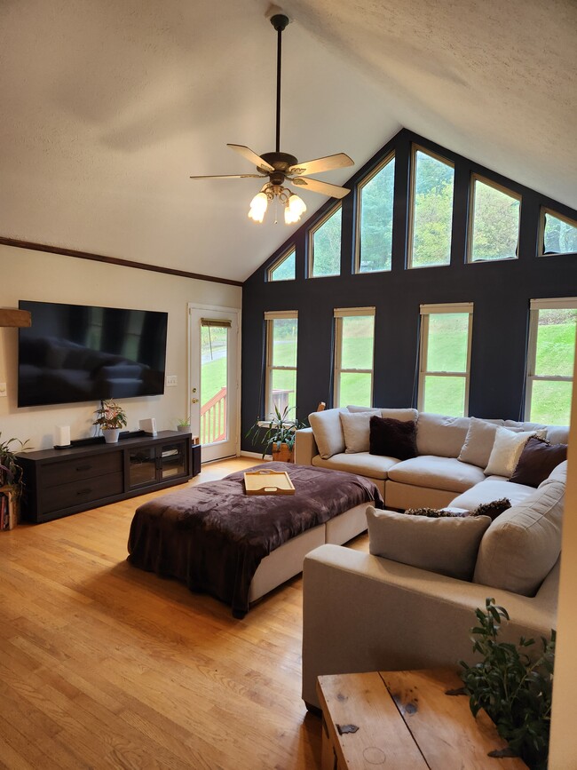 Building Photo - 651 Tulip Poplar Dr