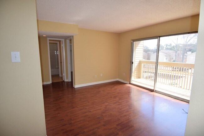 Foto del edificio - 6747 Quail Hollow Ct