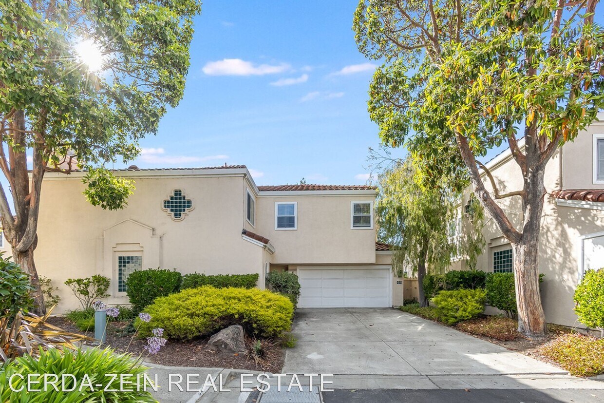Primary Photo - 3 br, 2.5 bath House - 217 Indian Bay