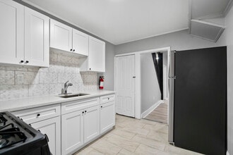 Building Photo - 3856 Olive St