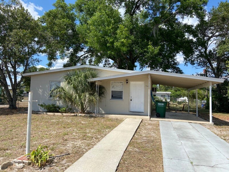 Foto del edificio - 926 Crawford St