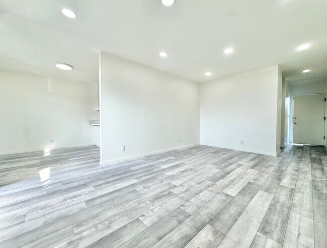 Foto del edificio - 4033 Sunset Blvd