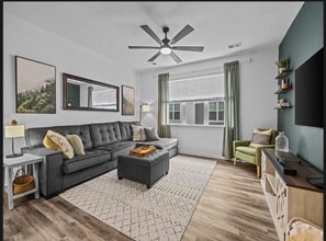 Building Photo - 1725 Dromolin Dr