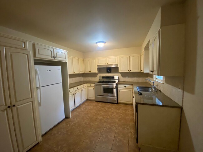 Foto del edificio - Great location East Memphis 3 bedroom 2 ba...