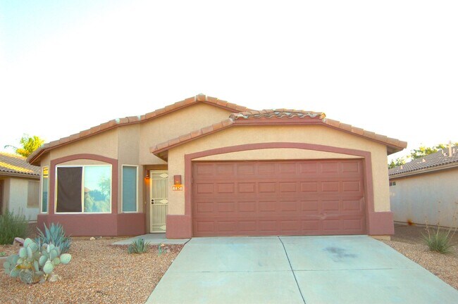 Foto del edificio - 8838 N Mesquite Bluffs Pl
