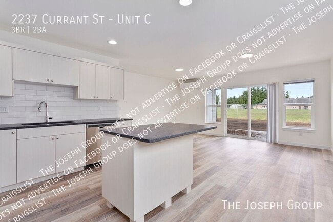 Foto del edificio - 2237 Currant St