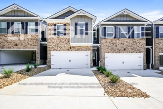 Building Photo - 1621 Foothills Rd