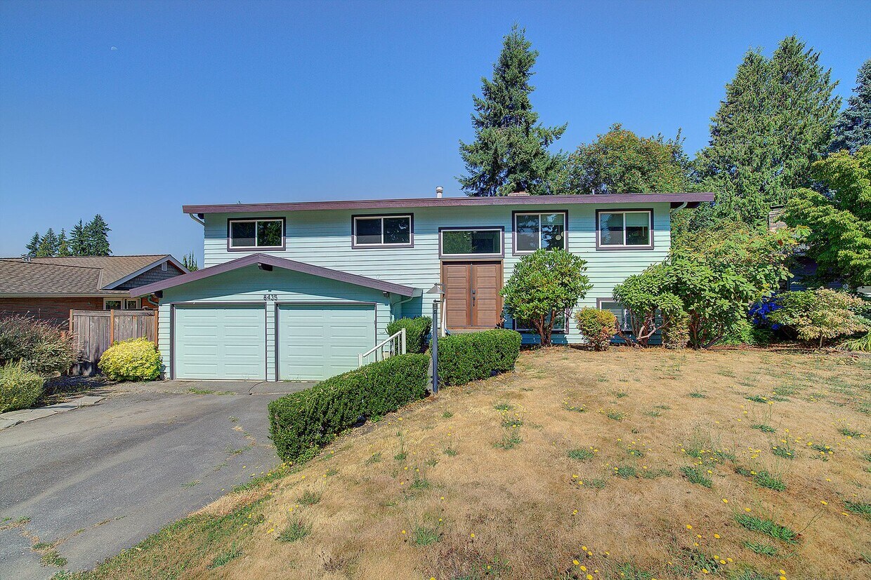 Primary Photo - 5bd/3ba Edmonds House