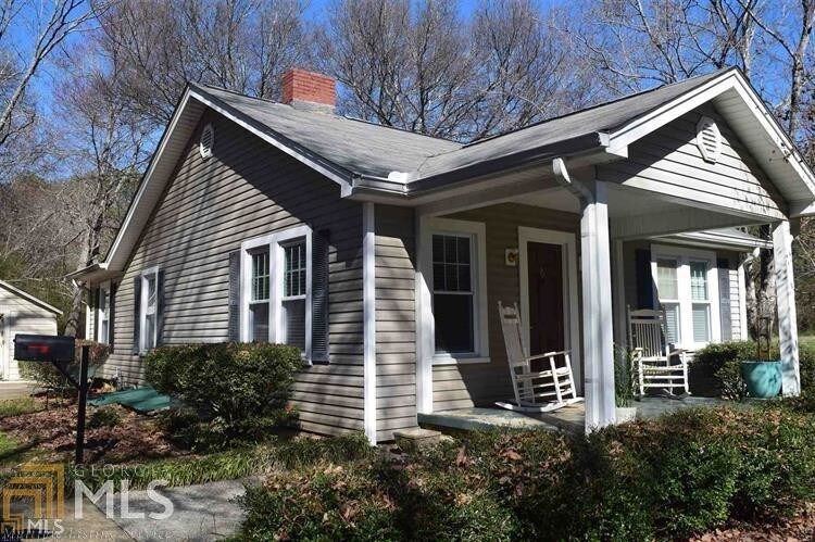 Foto principal - 761 Wayside Rd