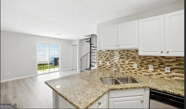 Foto del edificio - 3471 Avensong Village Cir