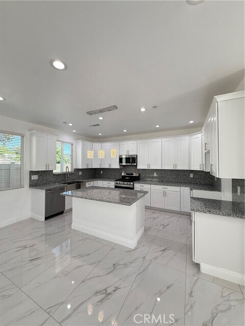 Foto del edificio - 2199 Whitman Way