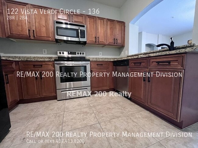 Building Photo - Notting Hill Condo for rent