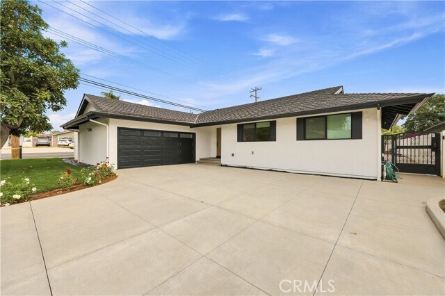 Building Photo - 17511 Leafwood Ln