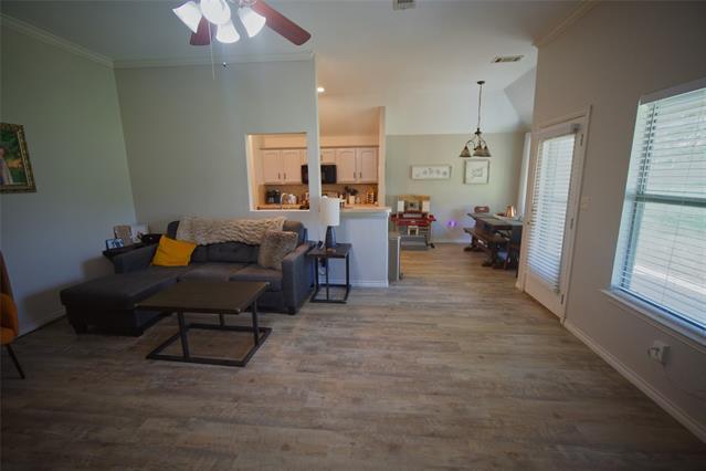 Building Photo - 618 Matador Dr