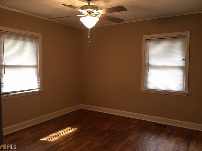 Building Photo - 55 Holly Smith Dr