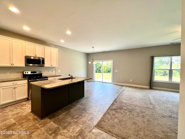 Foto del edificio - 328 S Culverton Rd