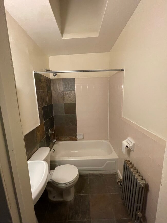 Photo - 637 Greene Ave Townhome