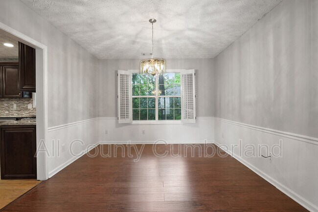 Foto del edificio - 407 Cool Springs Pl