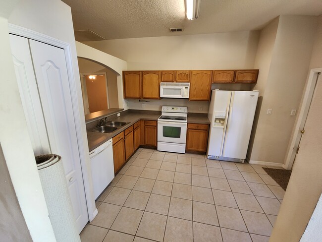 Foto del edificio - 2792 Boardwalk Way