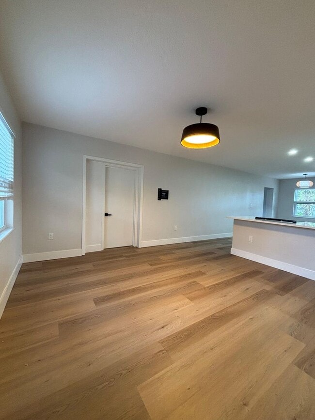 Foto del edificio - Fully Remodeled 3-Bedroom Home for Rent in...