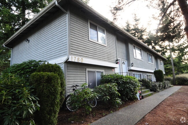 Building Photo - 1780 140th Pl SE