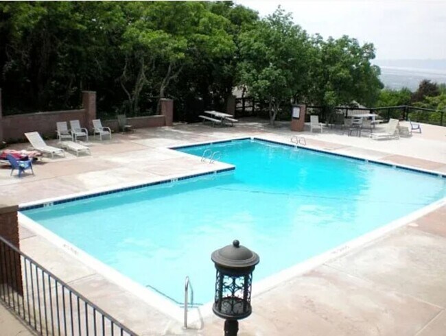 Photo - Ridgewood Condo 1 Bed Apartment W/ Pool & Clubhouse!