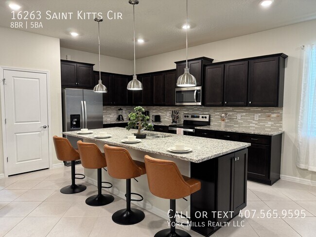 Foto del edificio - 16263 St Kitts Cir