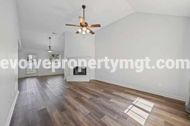 Building Photo - 8068 Port Douglas Dr