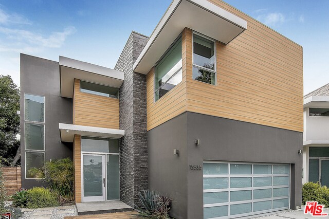 Foto del edificio - 16536 Moorpark St