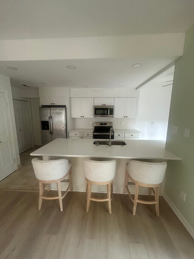 Foto del edificio - 4610 Islander Ct