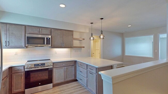 Interior Photo - Idyllbrook Village