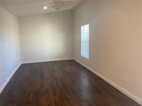 Building Photo - 12115 Segrest Dr