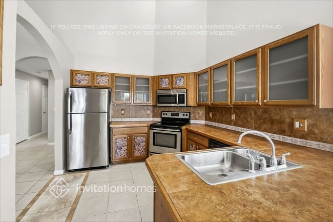 Building Photo - 10658 Pelican Dr
