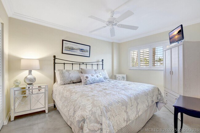 Foto del edificio - 3224 S Ocean Blvd