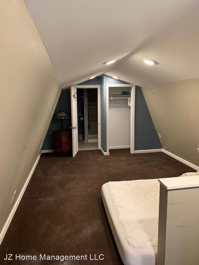 Foto del edificio - 1 br, 1 bath House - 247 Wellington Ave