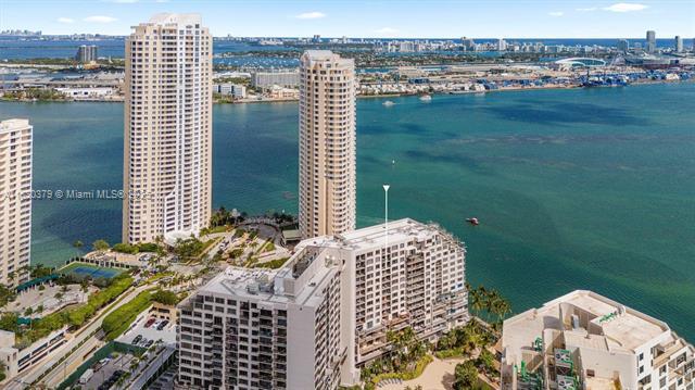 Foto del edificio - 540 Brickell Key Dr